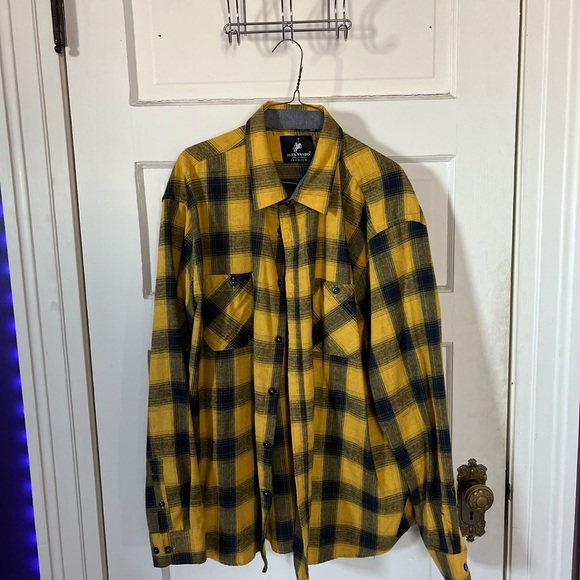 Casual button down shirt - Picture 2 of 2